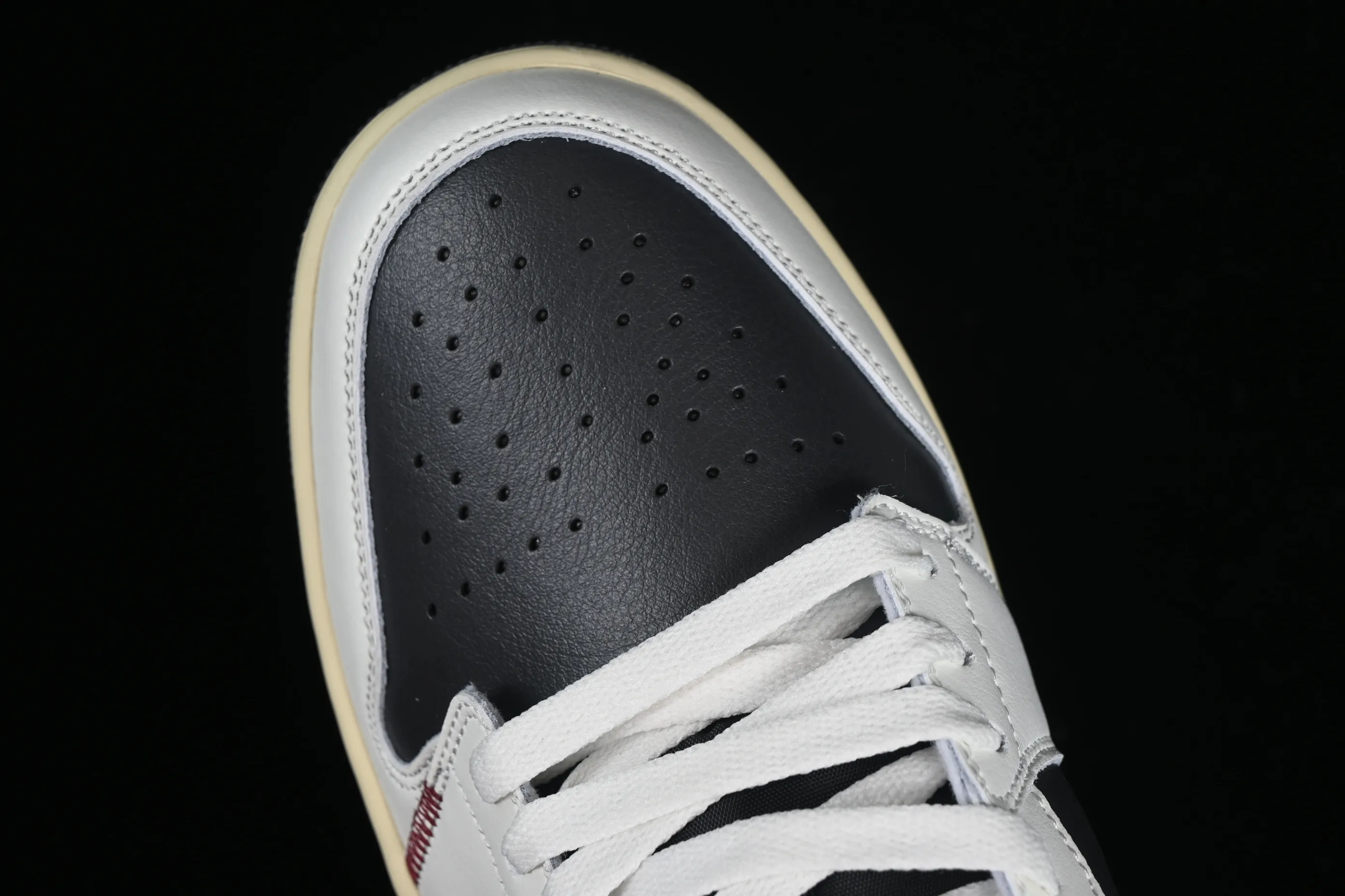 All categories Air Jordan Jordan series basketball shoes Air Jordan 1 Low Air Jordan 1 Low AJ1 Joe 1 black and green customized low-bang cultural casual sneakers DC0774-001
